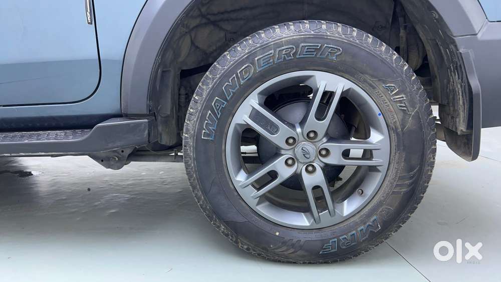 Mahindra Thar 2.0 Lx Hard Top Petrol At 4 Rwd, 2022, Petrol