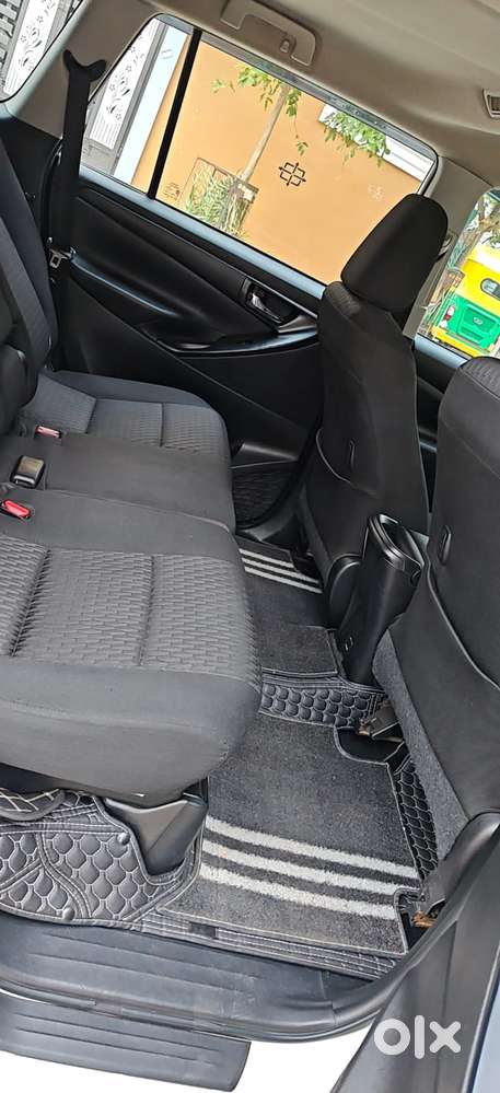 Toyota Innova Crysta 2.4 G Mt 8s, 2022, Diesel