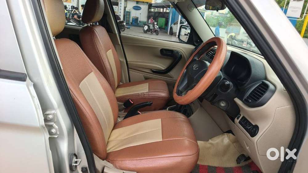 Mahindra Tuv 300 T6 Plus, 2018, Diesel