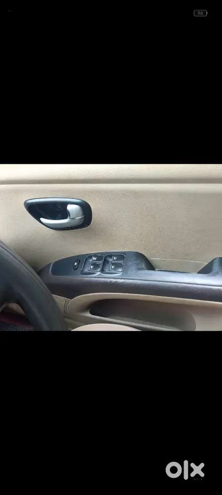 Hyundai I10 Sportz Petrol 2010