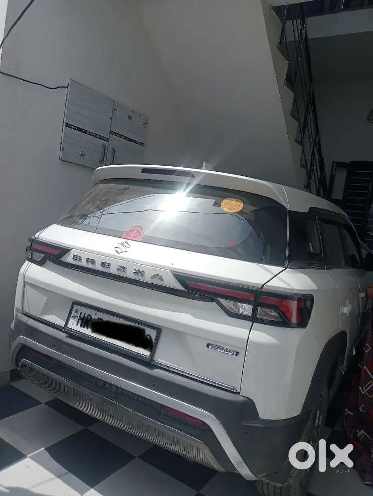 Maruti Suzuki Brezza 2023 Petrol 24000 Km Driven