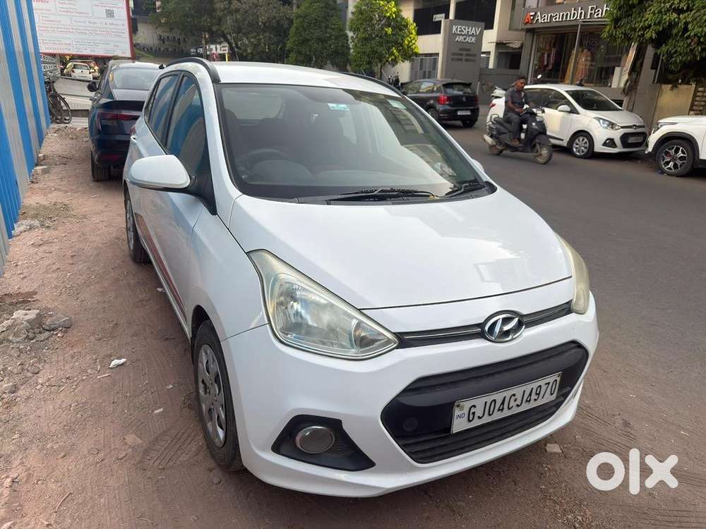 Hyundai Grand I10 Prime 2016 Petrol Well Maintained