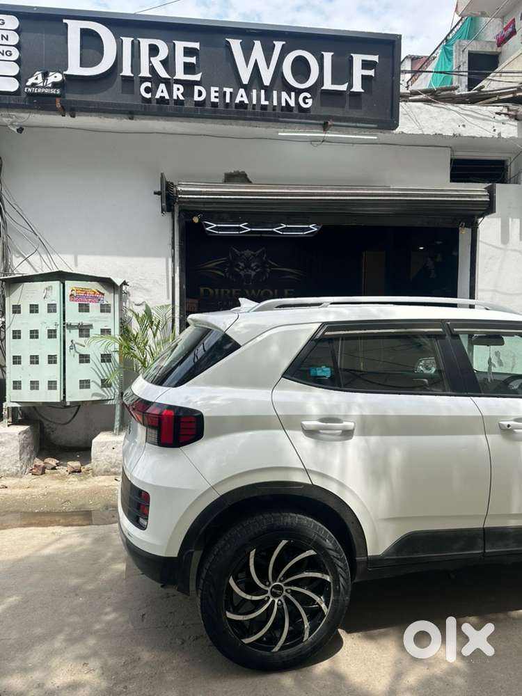Hyundai Venue 2023 Petrol Manual