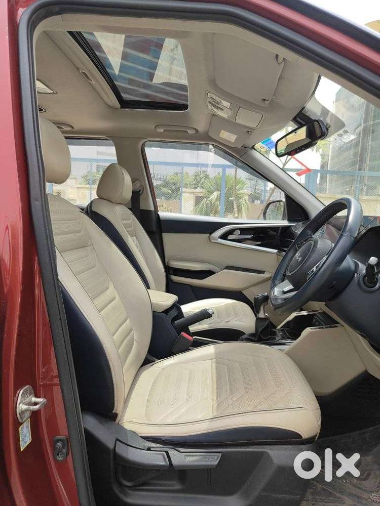 Kia Carens 1.4 Luxury Plus 6 Str, 2022, Petrol
