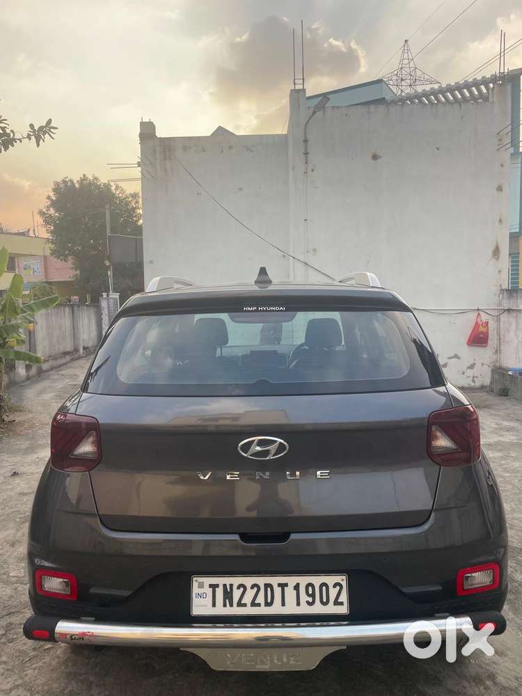 Hyundai Venue S (o) 1.2 Petrol Knight Edition, 2020, Petrol