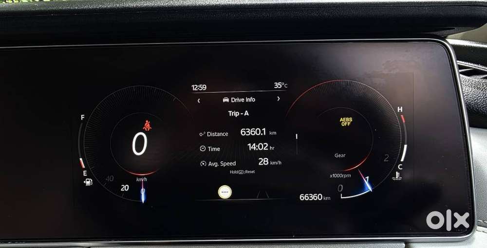 Mahindra Xuv700 Ax7 Luxury Pack Awd, 2023, Diesel