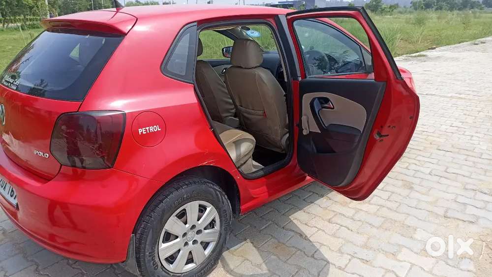 Volkswagen Polo Petrol 2011