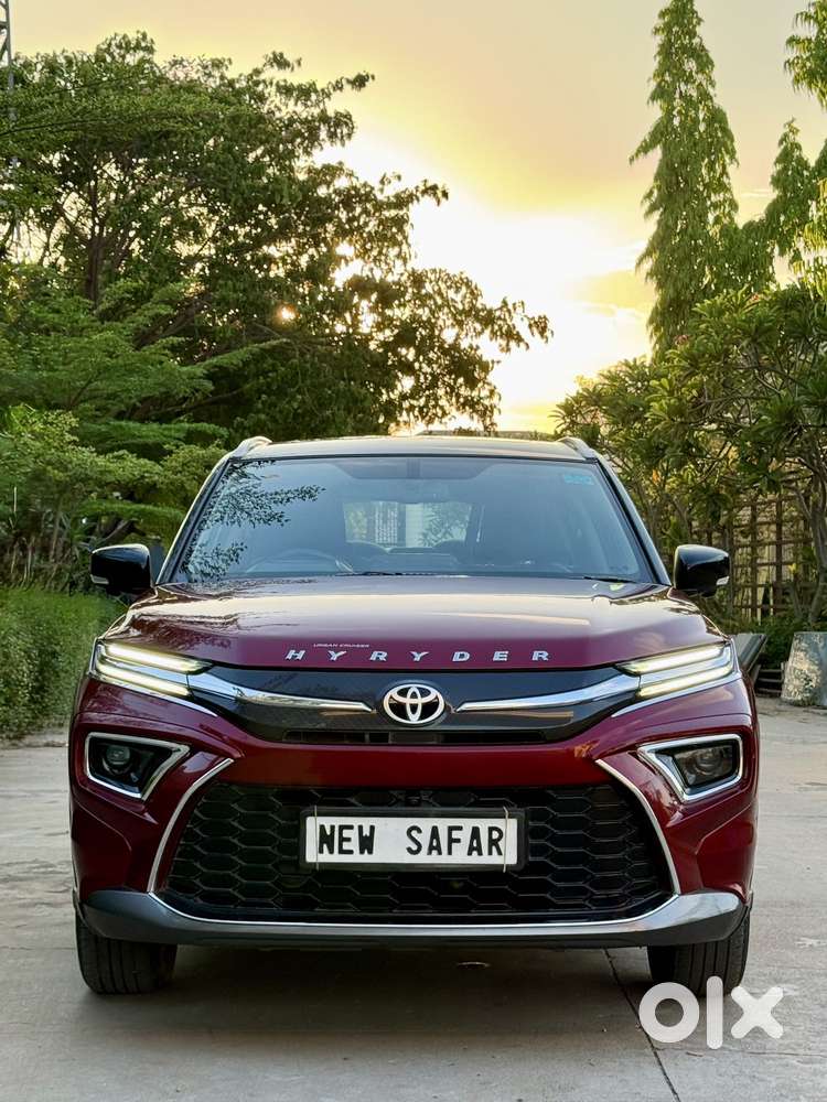 Toyota Urban Cruiser Hyryder 1.5 V Hybrid, 2023, Petrol