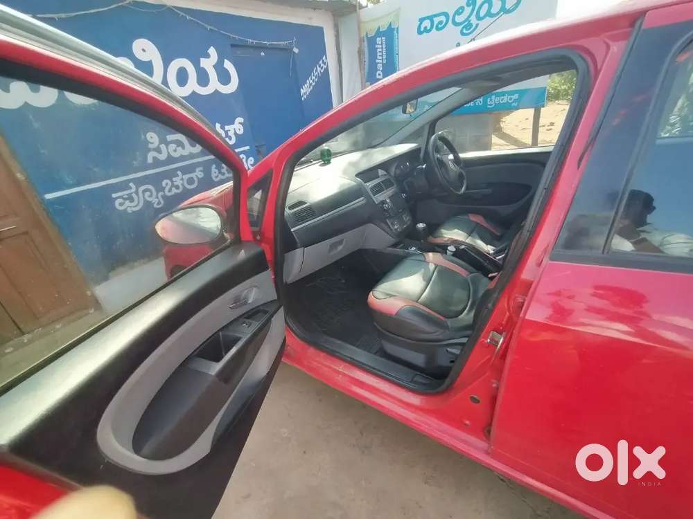 Fiat Grande Punto 2009 Diesel 155000 Km Driven
