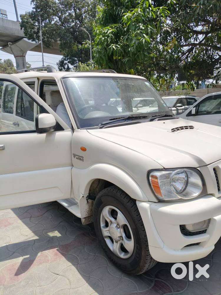 Mahindra Scorpio S10 4wd, 2010, Diesel