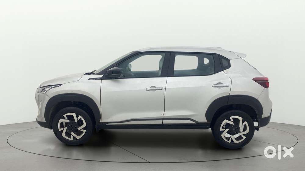 Nissan Magnite 1.0 Xv, 2022, Petrol