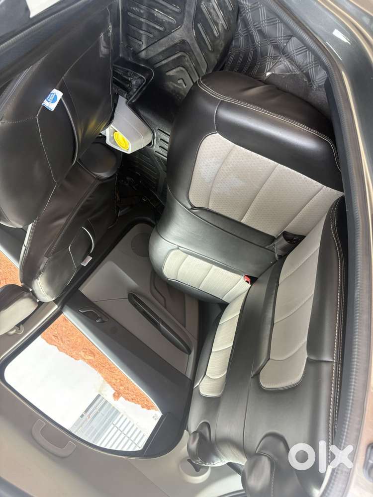 Tata Tiago 1.2 Revotron Xt (o), 2023, Petrol