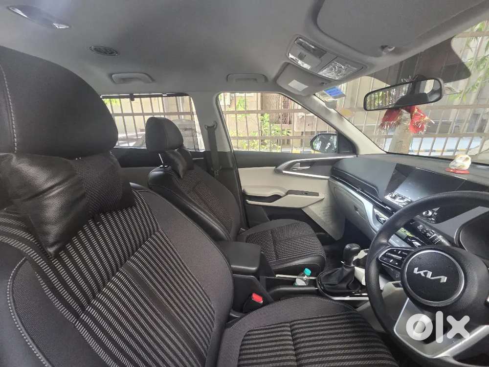 Kia Carens 2022 Petrol 19125 Km Driven