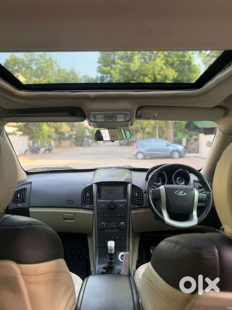 Mahindra Xuv500 2.2 W10, 2015, Diesel