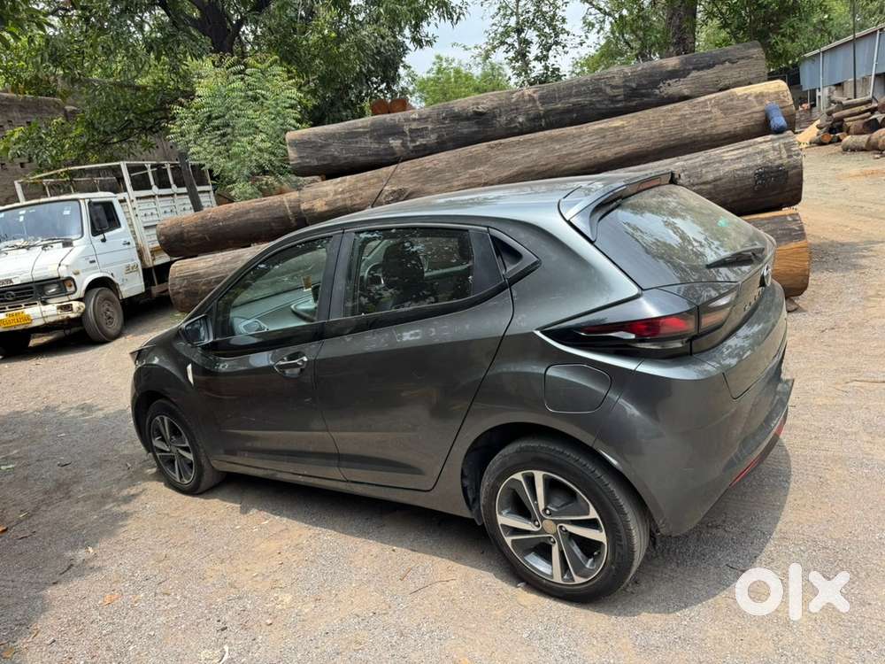 Tata Altroz Petrol 2022