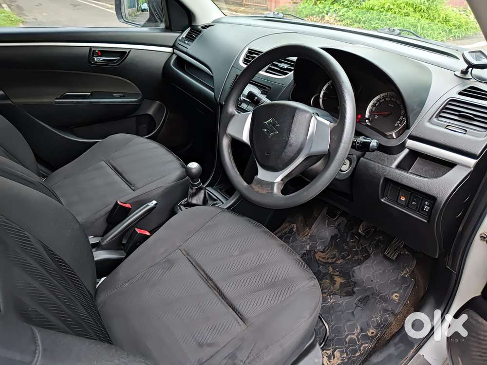 Maruti Suzuki Swift Vxi 1.2 Abs Bs-iv, 2012, Petrol