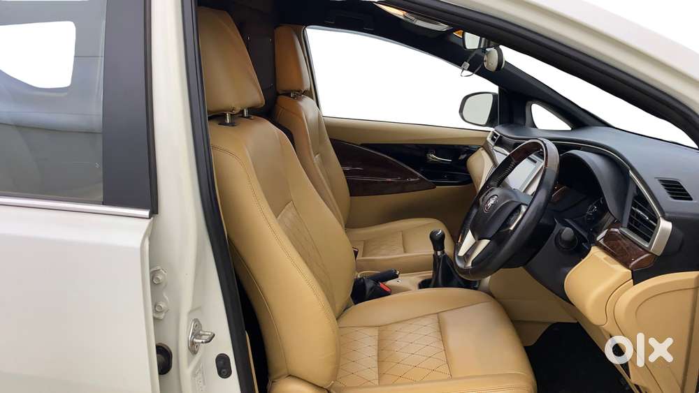 Toyota Innova Crysta 2.4 Vx Mt, 2017, Diesel