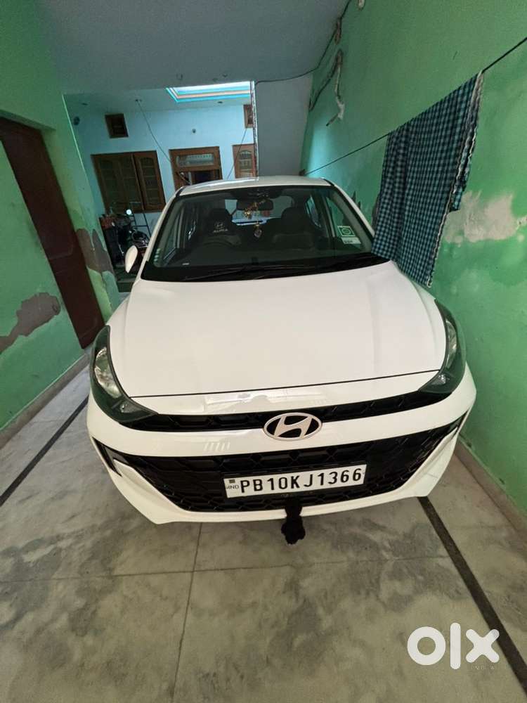 Hyundai Aura Petrol Manual 2025