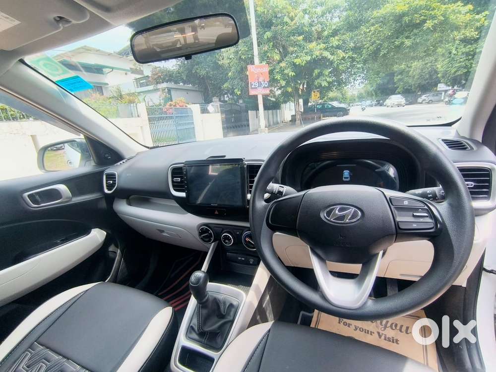 Hyundai Venue E 1.2 Petrol, 2025, Petrol