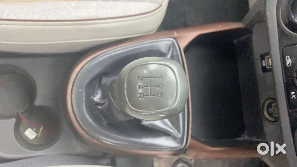 Hyundai Aura [2020-2023] 1.2 S Cng, 2021, Cng & Hybrids