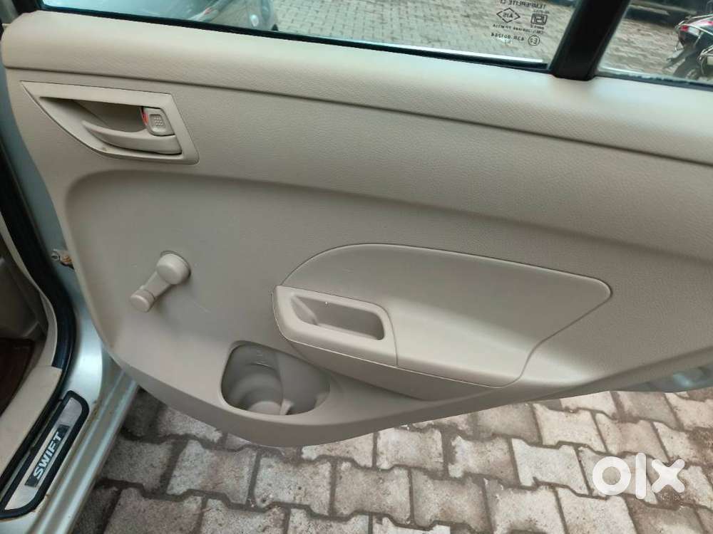 Maruti Suzuki Dzire 1.2 Lxi, 2015, Petrol