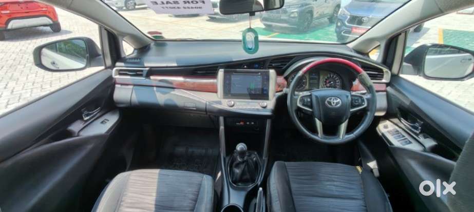 Toyota Innova Crysta 2.4 V, 2017, Diesel