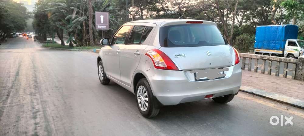 Maruti Suzuki Swift Vxi Optional, 2016, Petrol