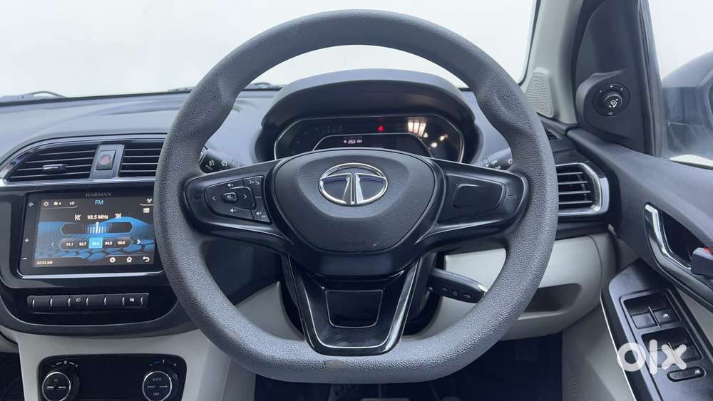 Tata Tiago Xza Plus, 2022, Petrol