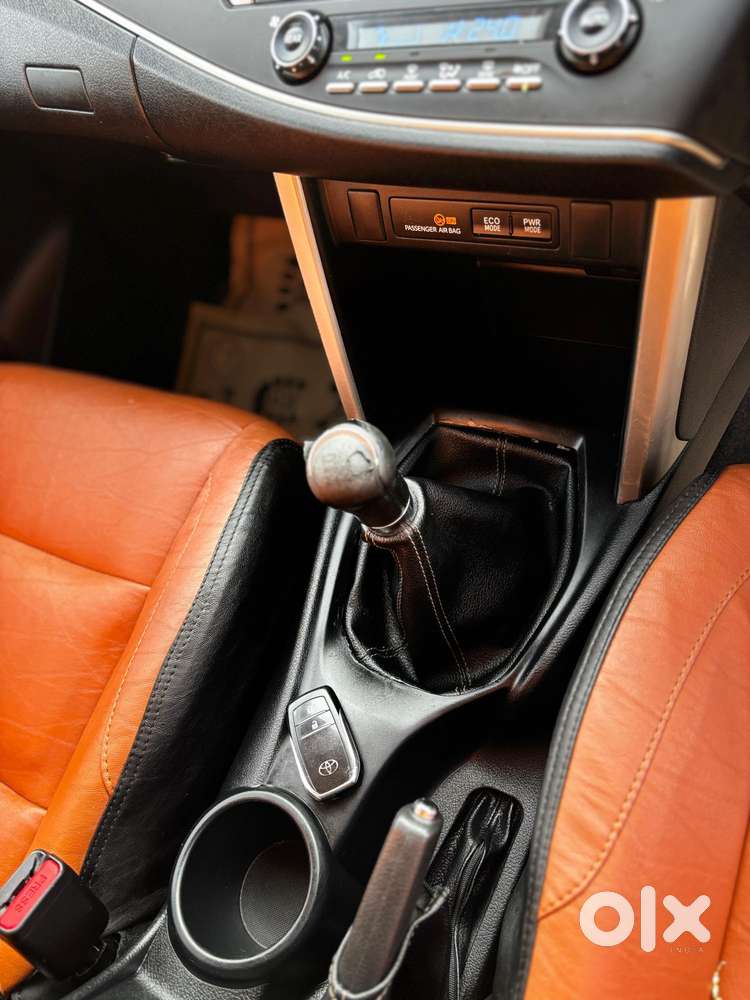 Toyota Innova Crysta