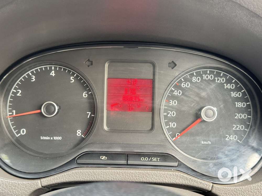 Volkswagen Vento Petrol Highline, 2013, Petrol