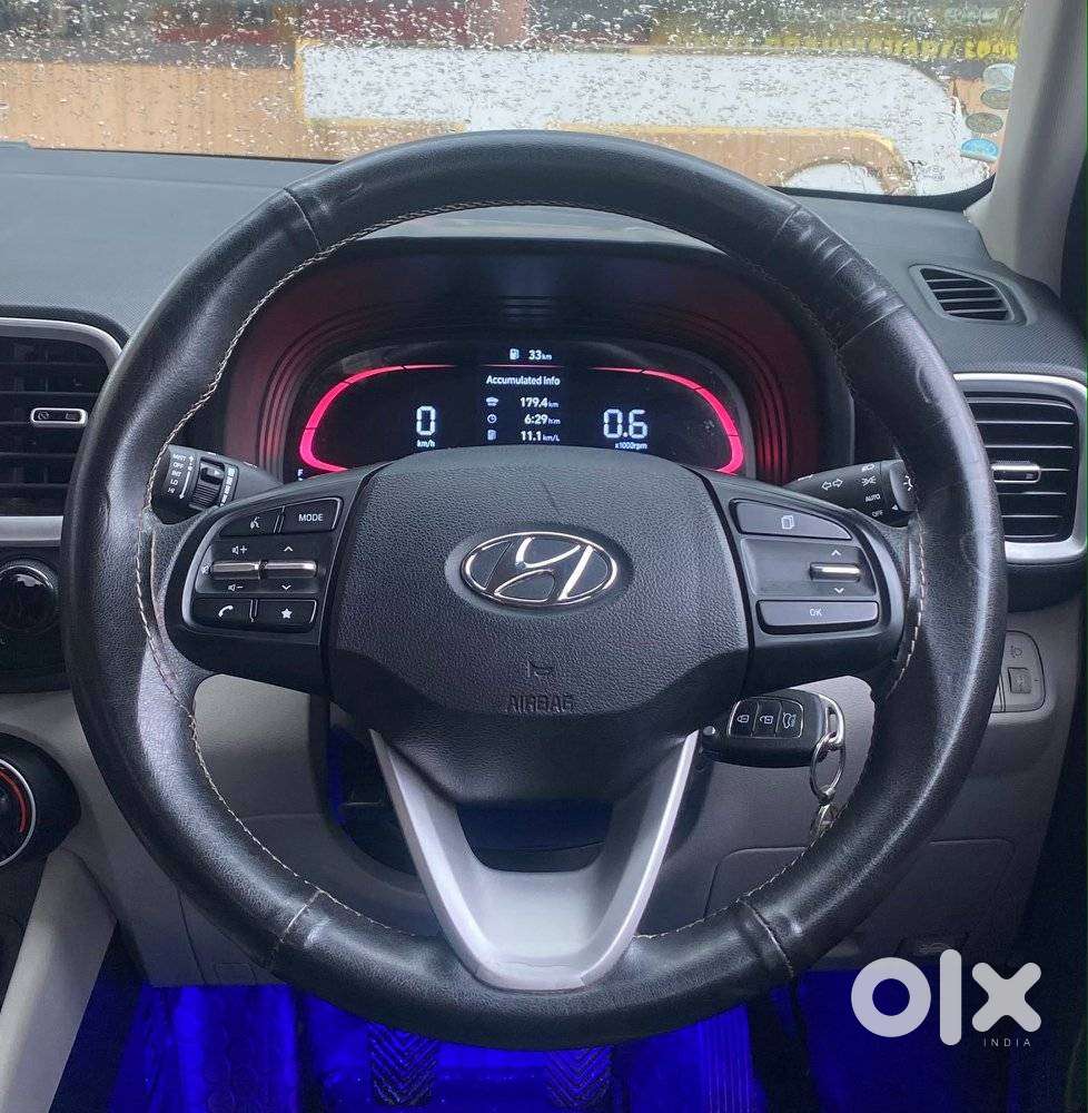 Hyundai Venue S 1.2 Petrol, 2023, Petrol