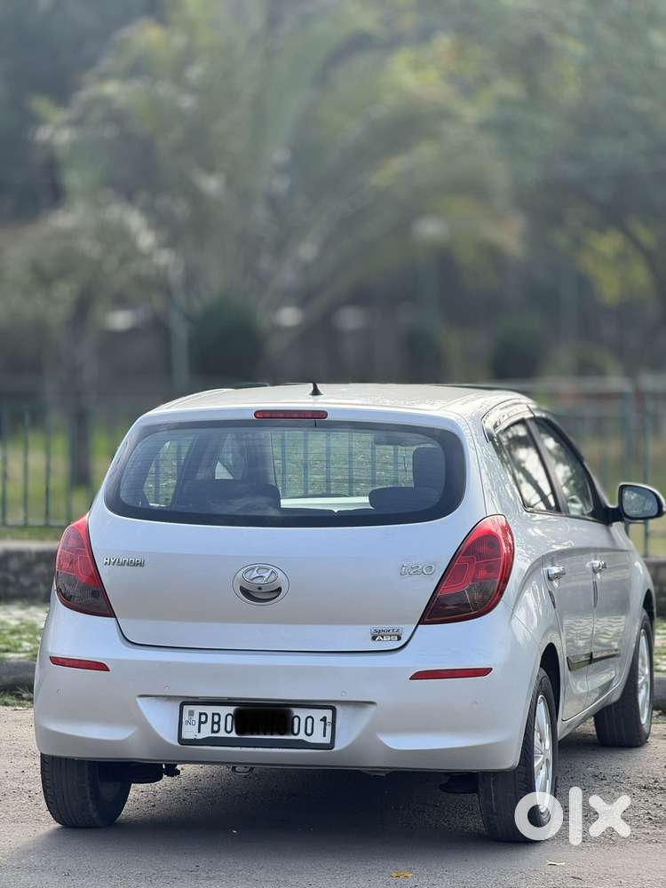 Hyundai I20 Sportz 1.2 Bs-iv, 2014, Petrol