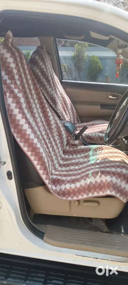 Toyota Fortuner 2012