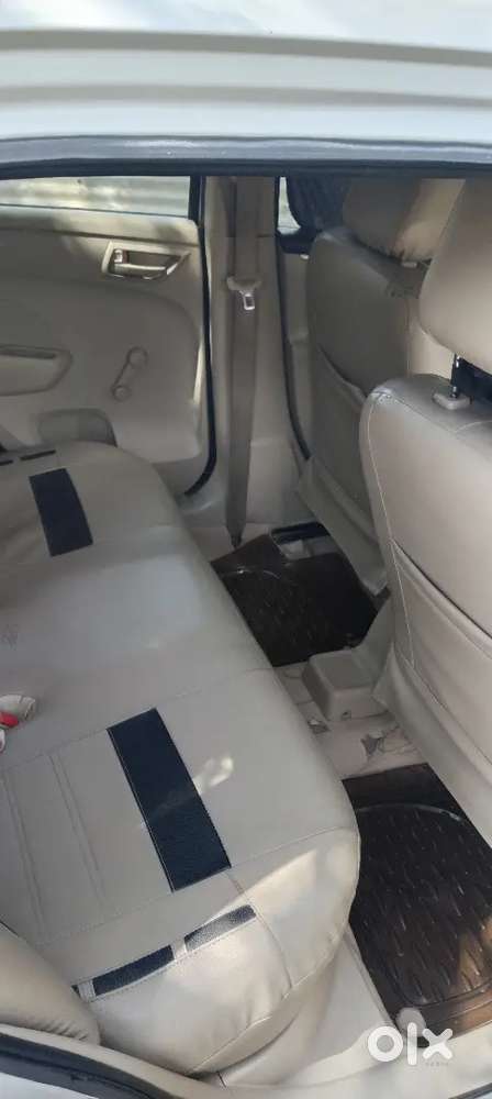 Office Mein Chali Hui Hai