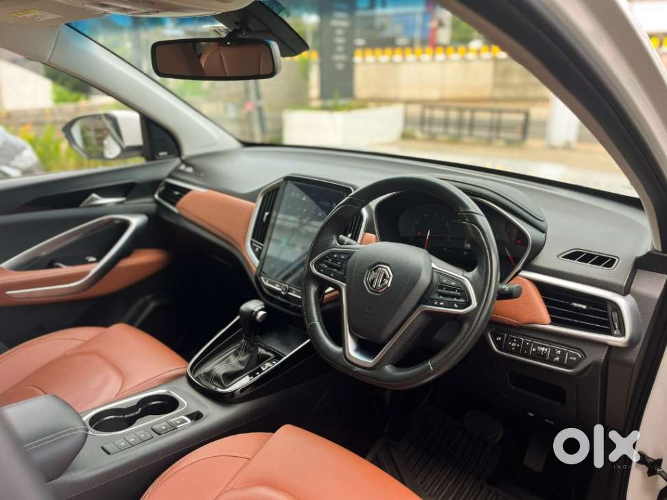 Mg Hector Plus, 2021, Petrol