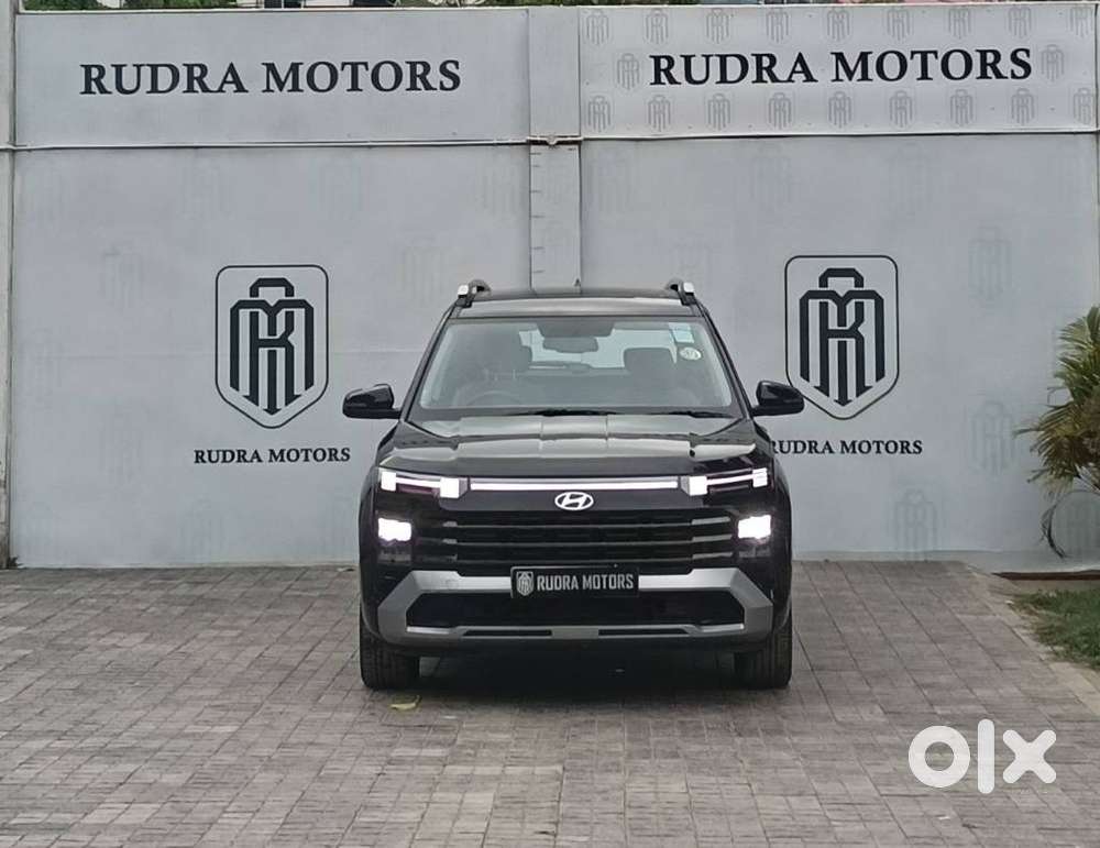 Hyundai Alcazar Prestige 7-seater, 2024, Petrol