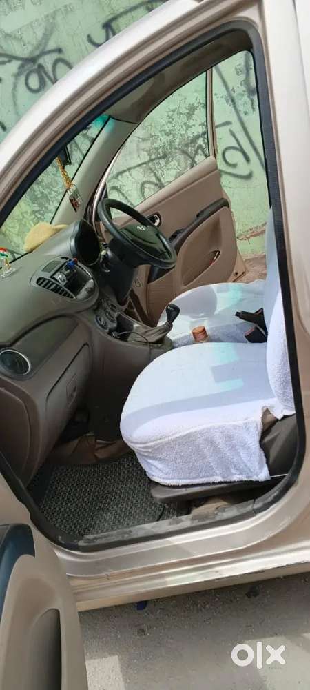 Hyundai Grand I10 Prime 2011 Cng & Hybrids 195000 Km Driven