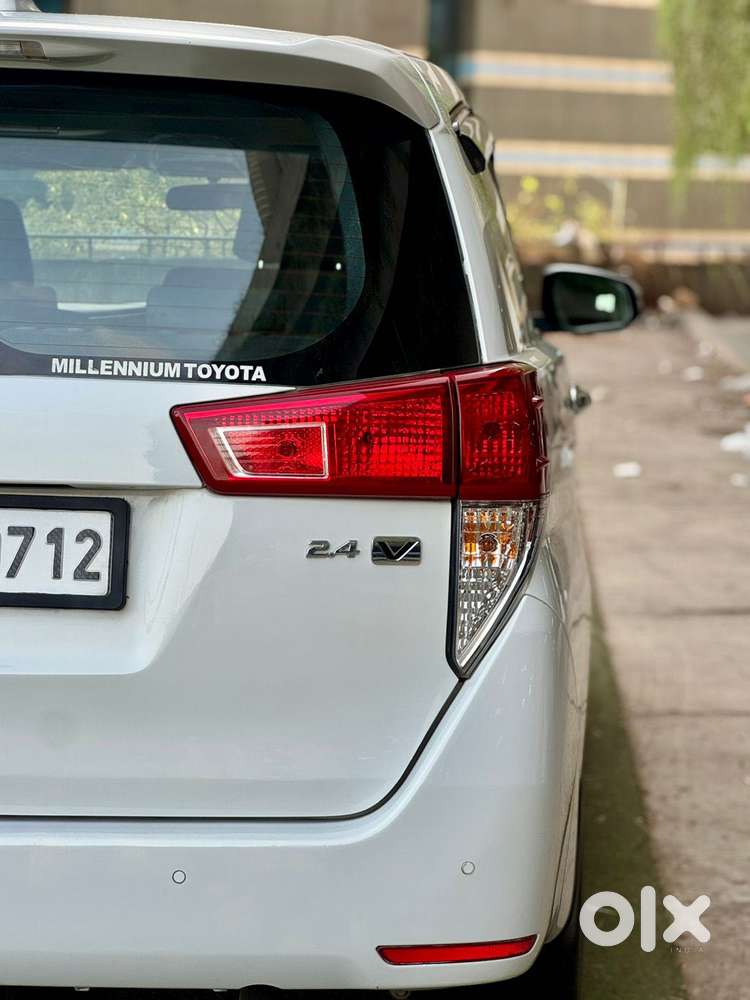 Toyota Innova Crysta 2.4 V, 2025, Diesel