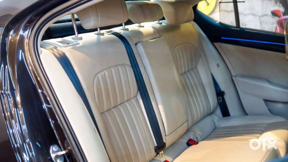 Skoda Superb 2.0 L&k Tsi At, 2021, Petrol