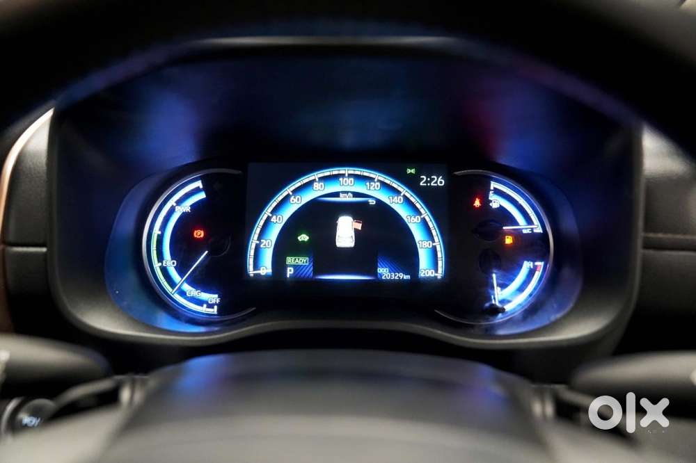 Maruti Suzuki Invicto Zeta Plus 7str, 2024, Petrol