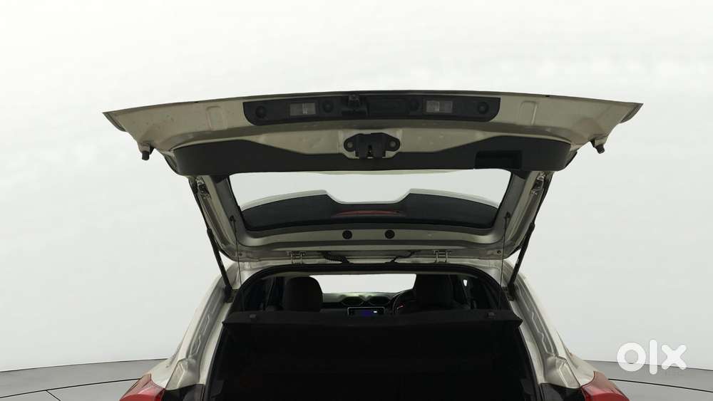 Nissan Magnite 1.0 Xv Premium Turbo Cvt, 2023, Petrol