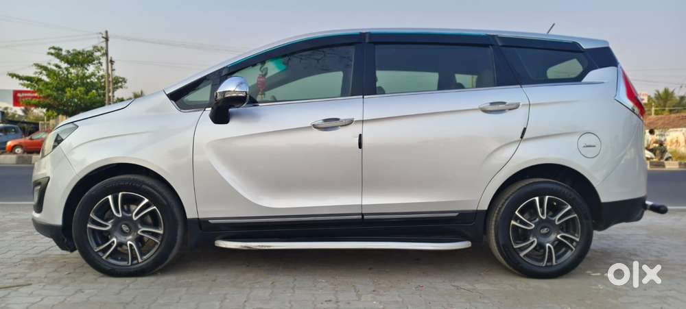 Mahindra Marazzo M8 8str, 2019, Diesel