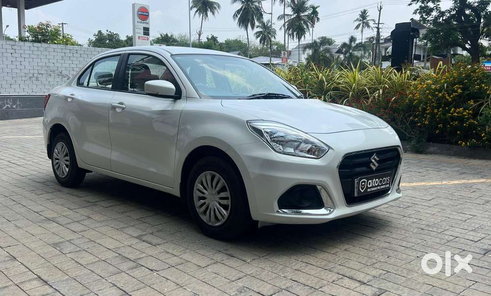 Maruti Suzuki Dzire 1.2 Vxi Amt, 2022, Petrol