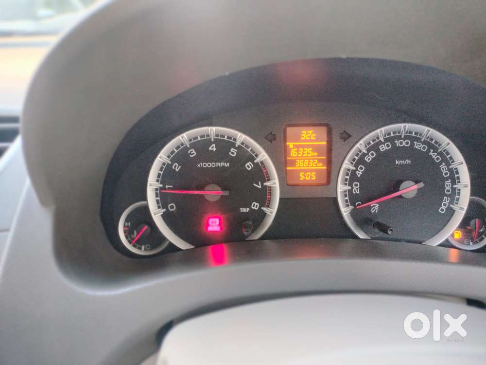 Maruti Suzuki Ertiga 2012-2015 Zxi, 2013, Petrol