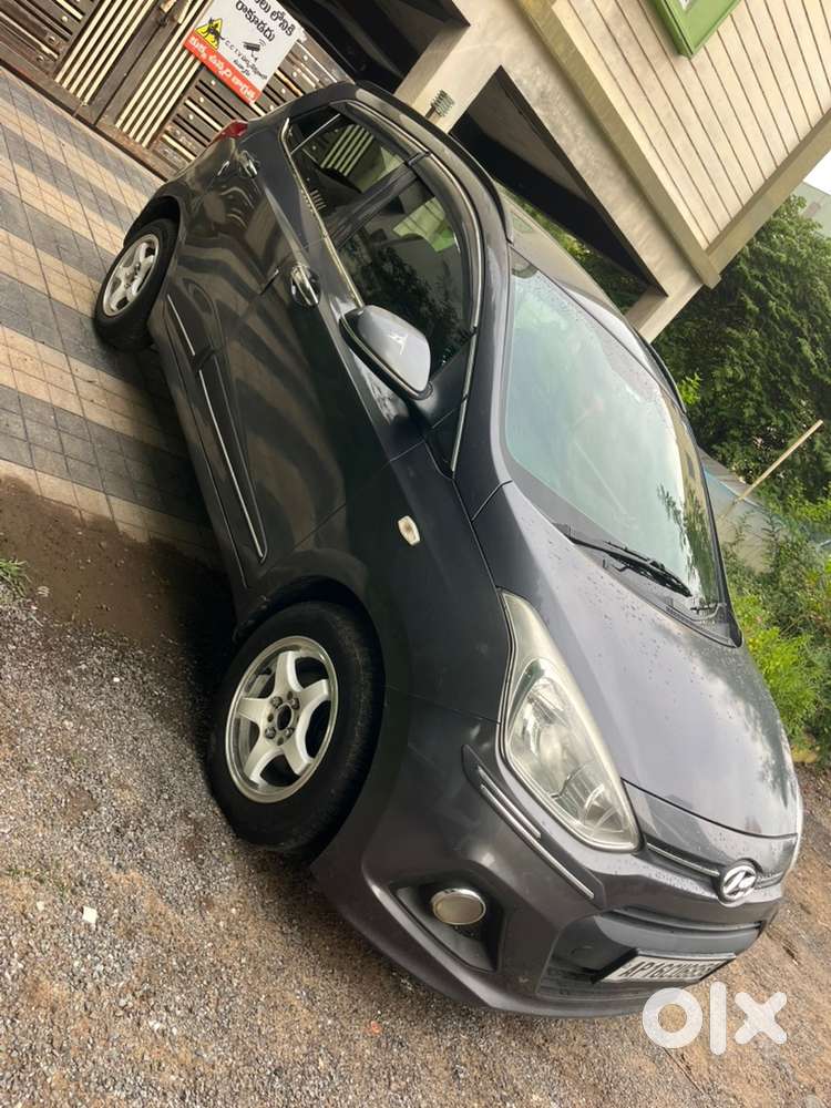 Hyundai Grand I10 2014 Diesel Well Maintained