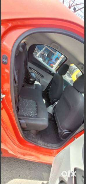 Well-maintained Tata Tiago Xt(o)  Extended Tata Warranty Included