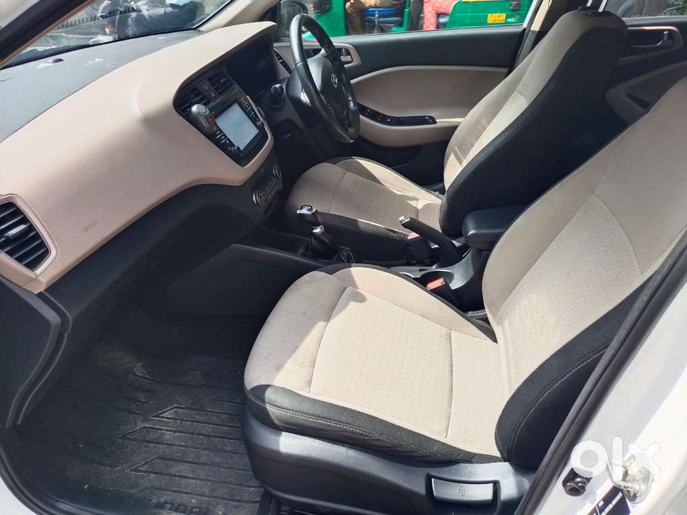 Hyundai Elite I20 Asta Option Cvt, 2017, Petrol
