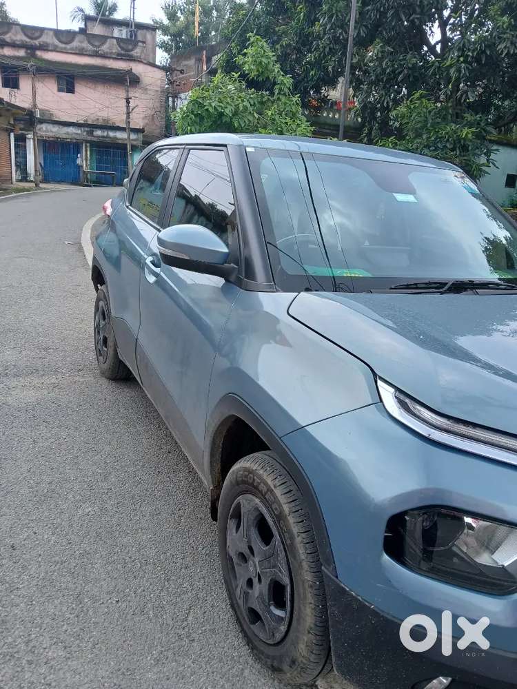 Tata Punch Revotron Petrol Mt 2025