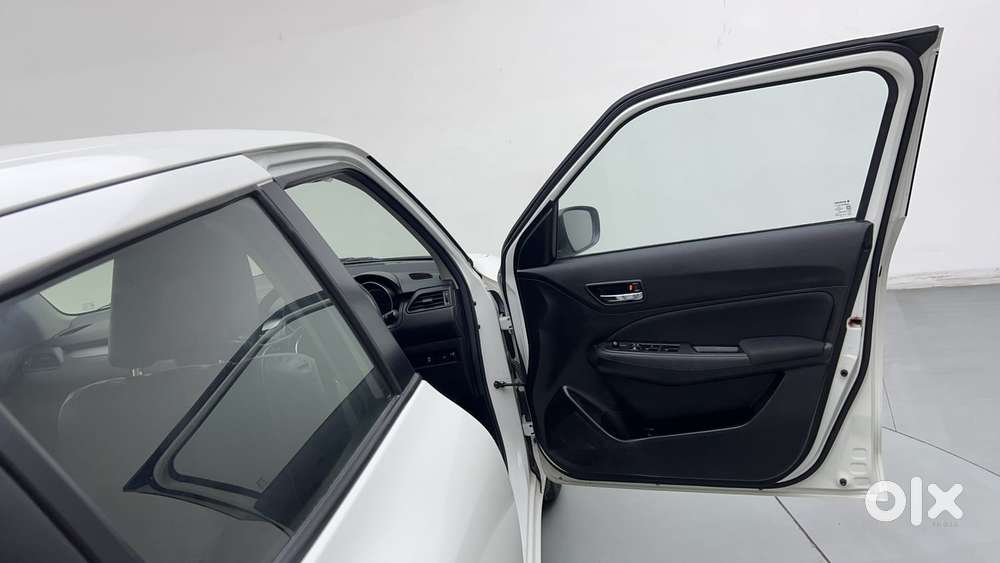 Maruti Suzuki Swift 2018 Vxi, 2022, Petrol