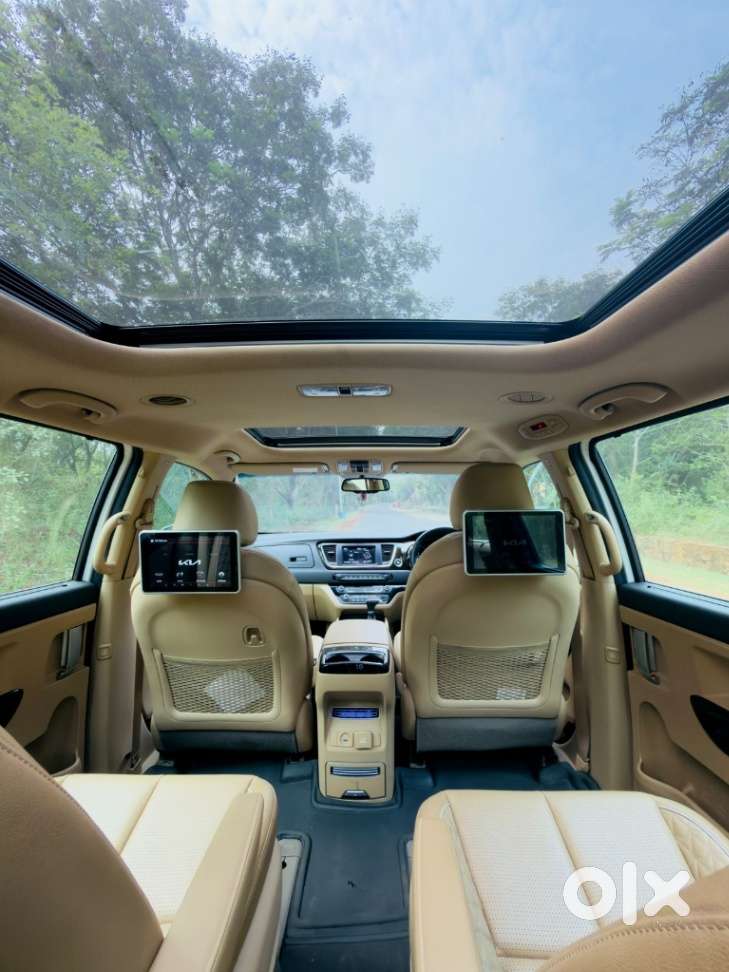 Kia Carnival Limousine Plus 7 Str, 2022, Diesel
